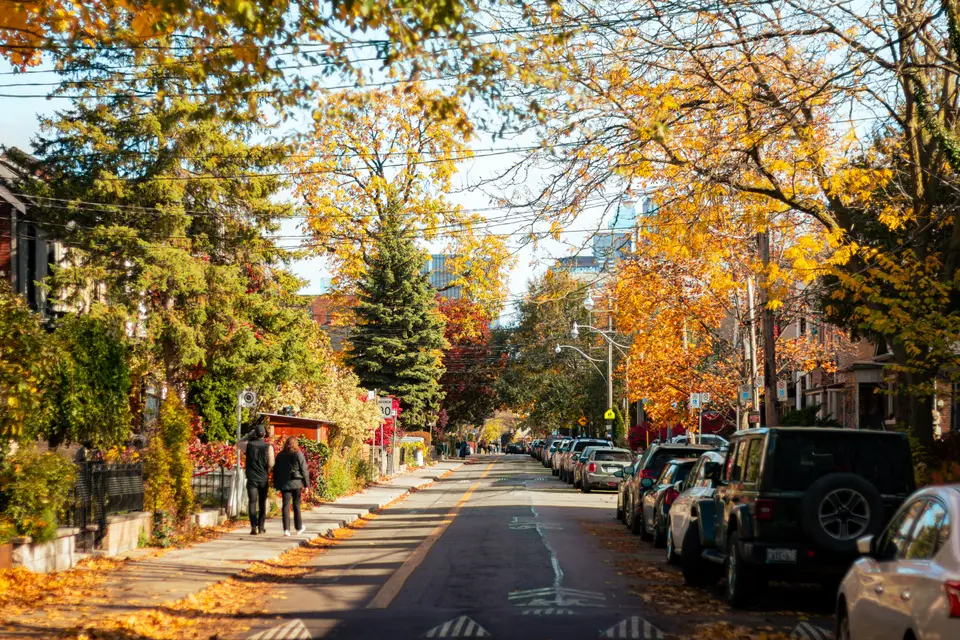 Divina's Towing: Deeply Rooted in the White Rock, BC, United States Community — White Rock, BC